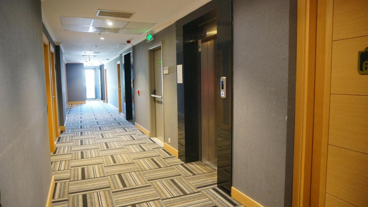 Vois Hotel Atasehir & Spa 伊斯坦布尔 外观 照片